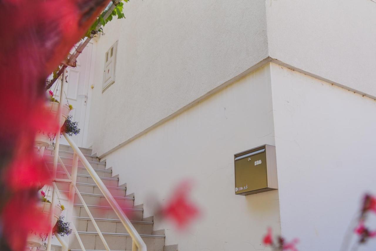 Apartments Marcus & Pascal ชิเบนิก ภายนอก รูปภาพ