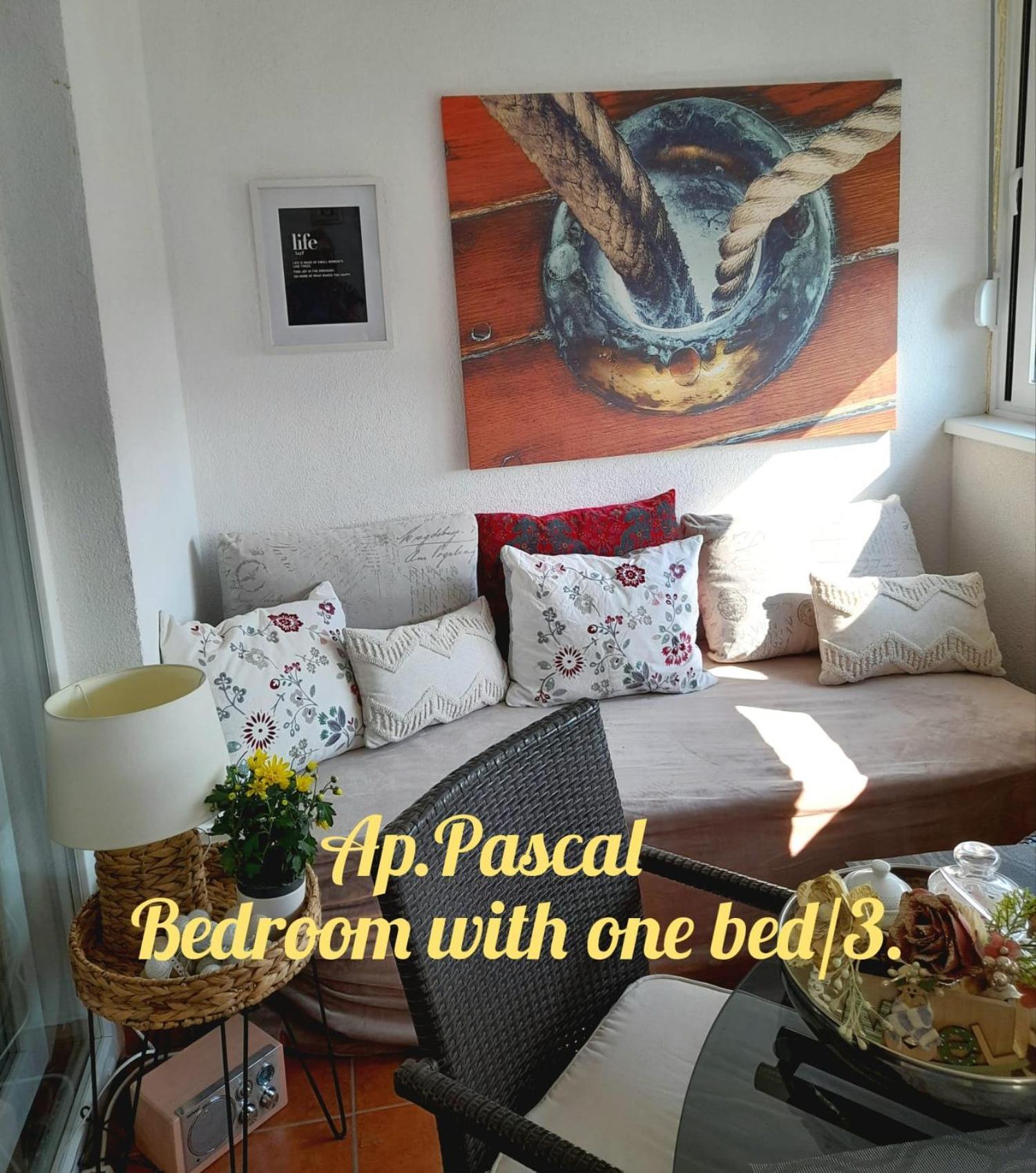 Apartments Marcus & Pascal ชิเบนิก ภายนอก รูปภาพ