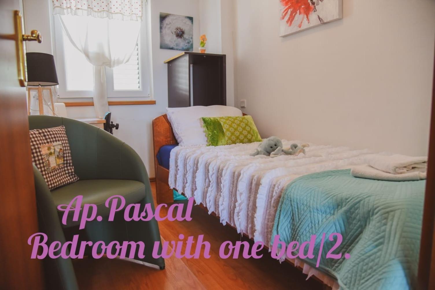 Apartments Marcus & Pascal ชิเบนิก ภายนอก รูปภาพ