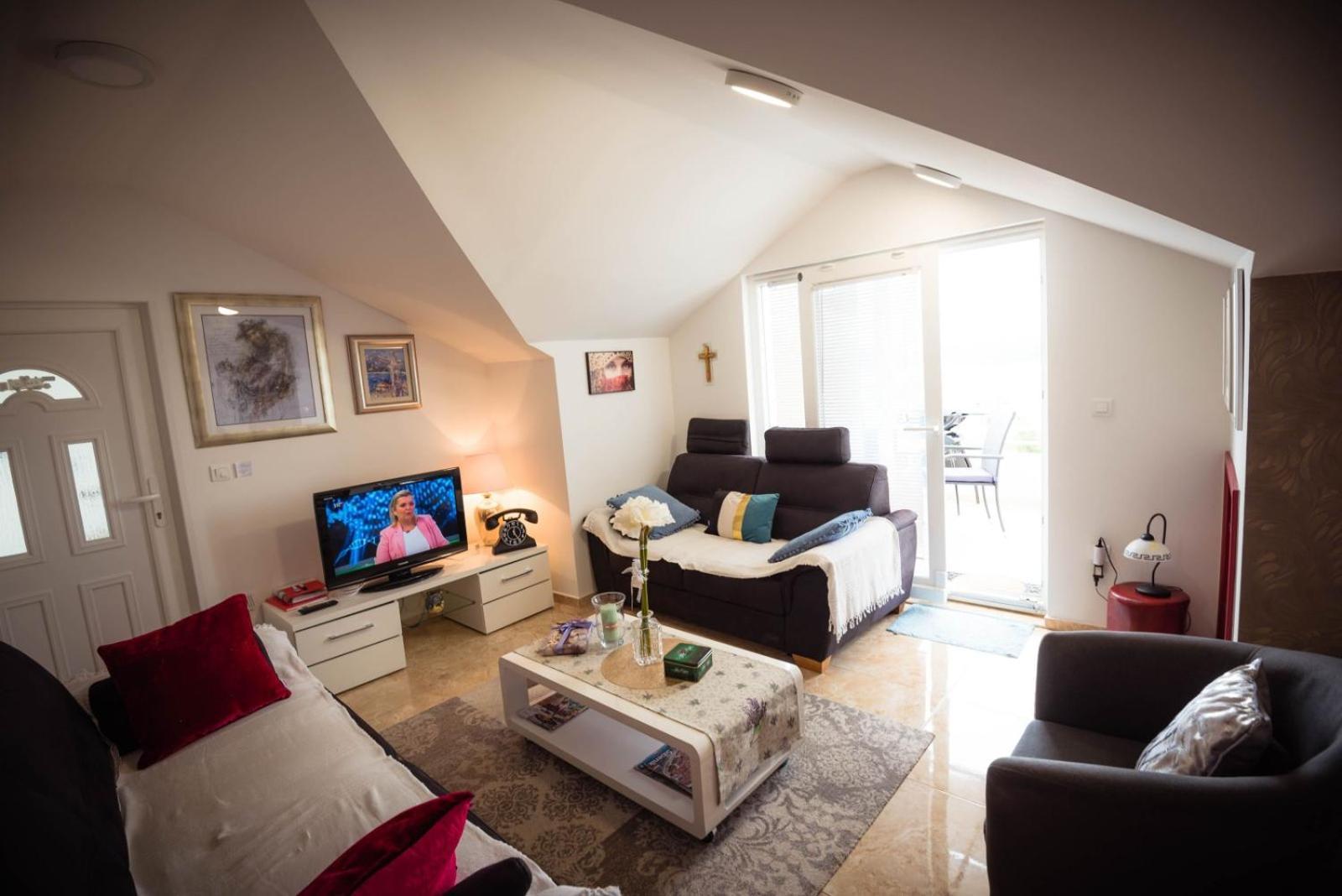 Apartments Marcus & Pascal ชิเบนิก ภายนอก รูปภาพ